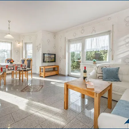 アパート Haus Wartenberg Whg 01 *